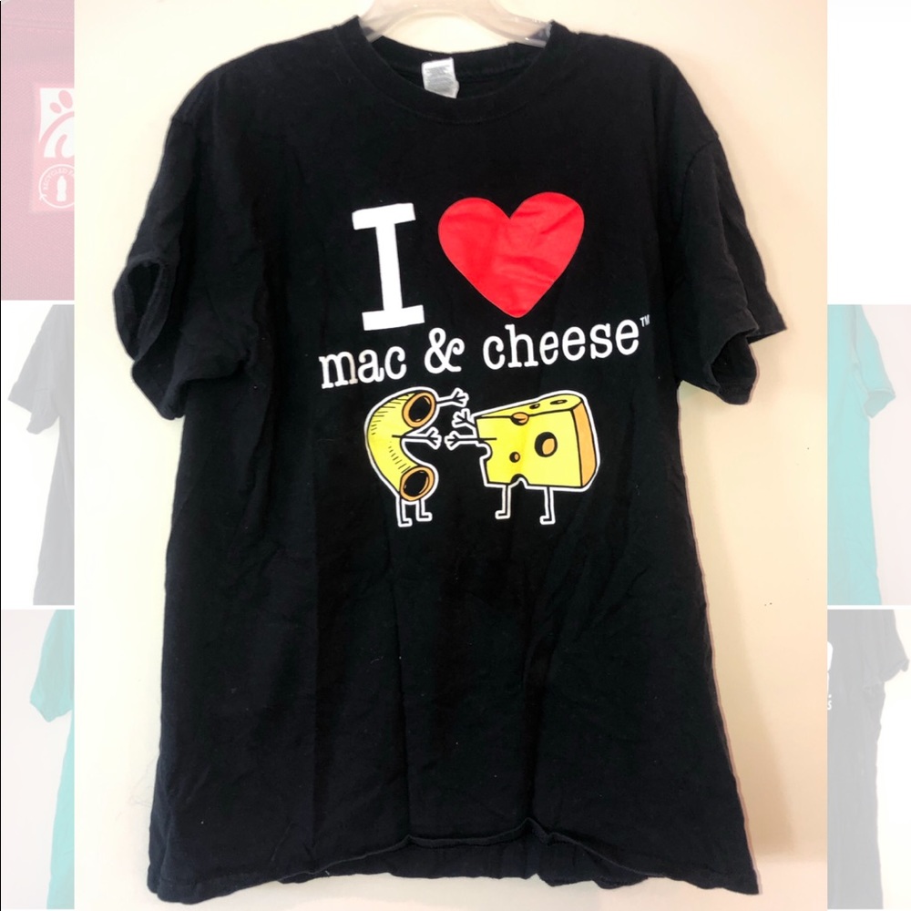 COPY - I Heart Mac & Cheese black tshirt - Picture 2 of 3
